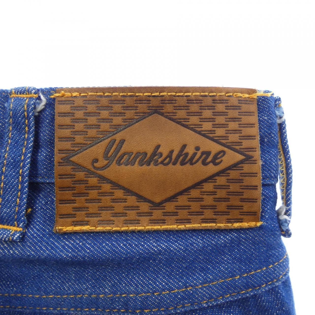 YANKSHIRE ジーンズ