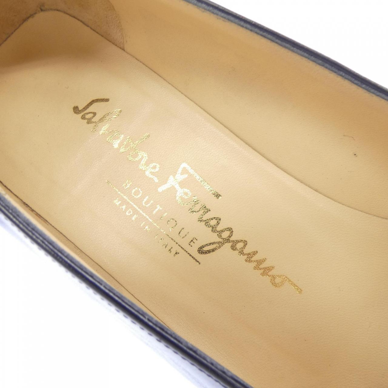 サルヴァトーレフェラガモ SALVATORE FERRAGAMO 56697 パンプス