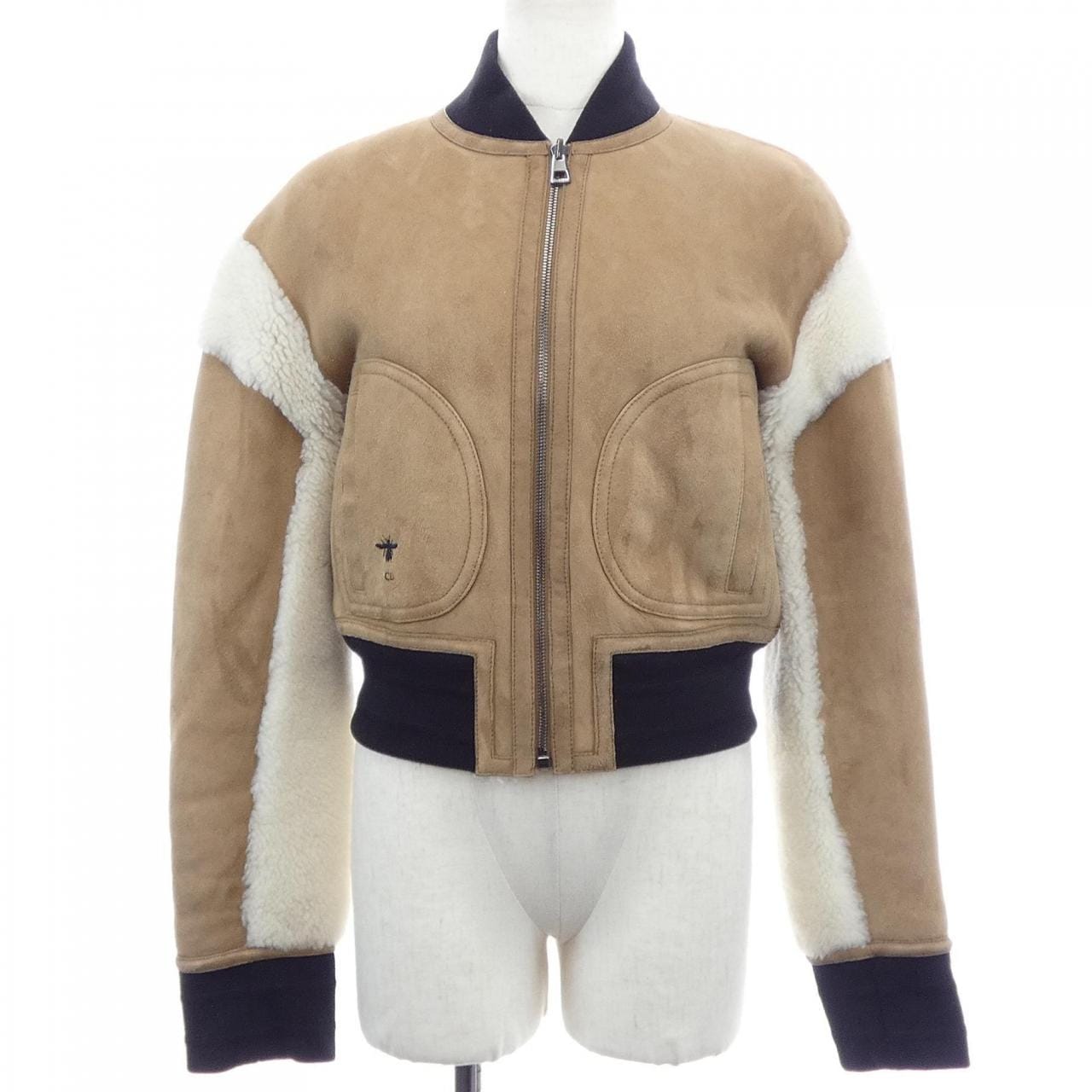 クリスチャンディオール CHRISTIAN DIOR 258V86AL815 ムートンジャケット