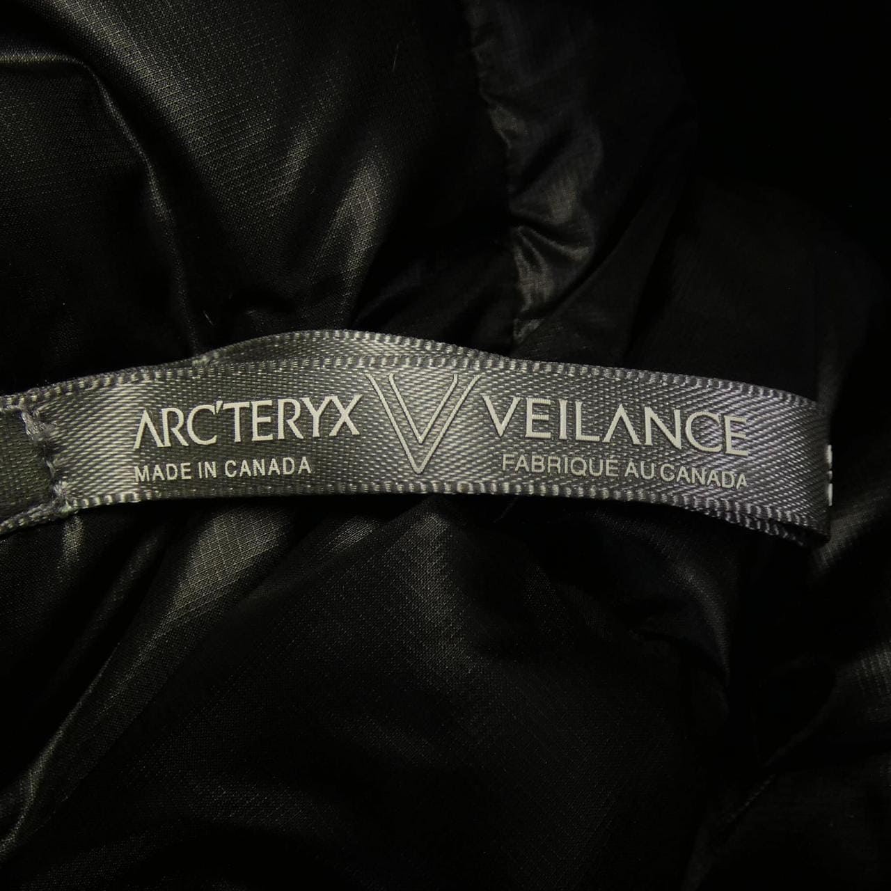 アークテリクスヴェイランス ARC'TERYX VEILANCE 21743 ダウンコート