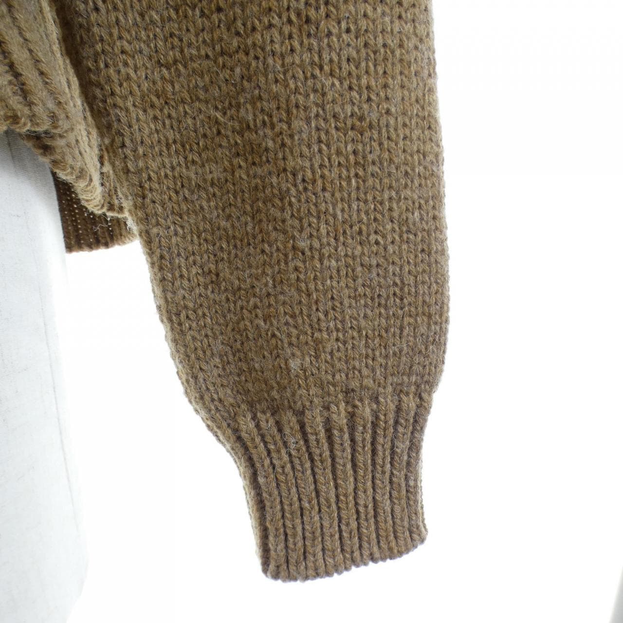 セリーヌ CELINE トリオンフ クルーネックセーター 2ADJ7823V ニット