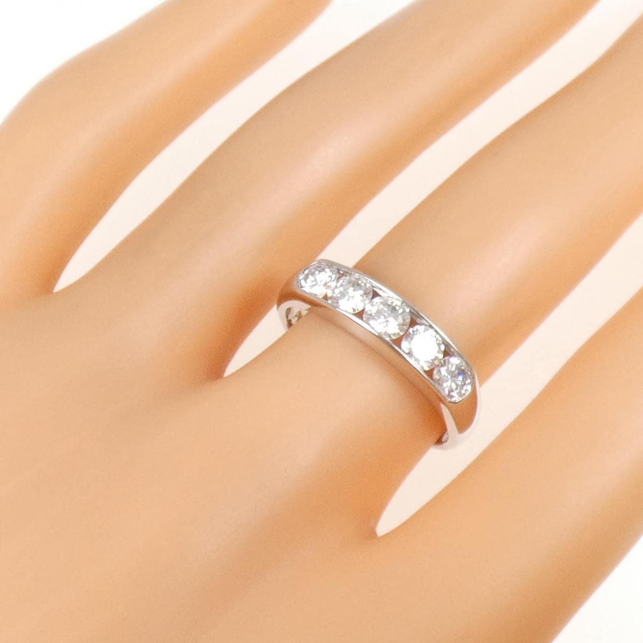 PT900 ダイヤモンド リング 1.00CT