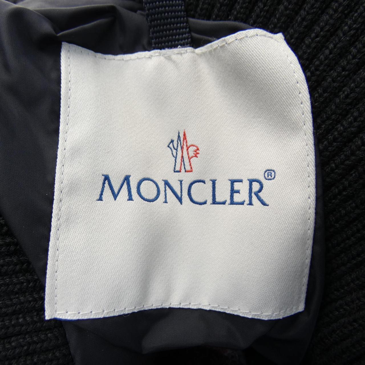 モンクレール MONCLER ダウンジャケット