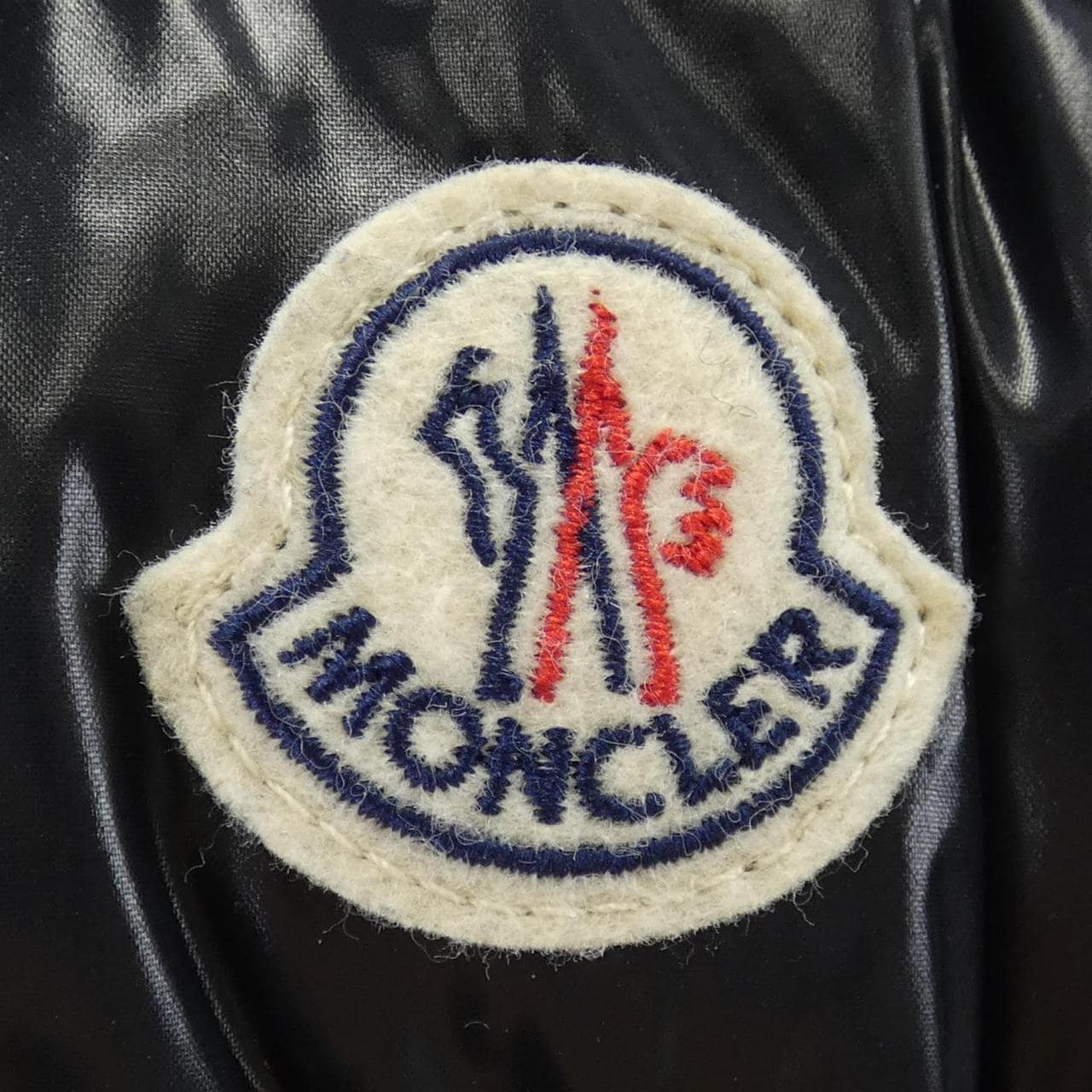 モンクレール MONCLER ARMOISE ダウンジャケット