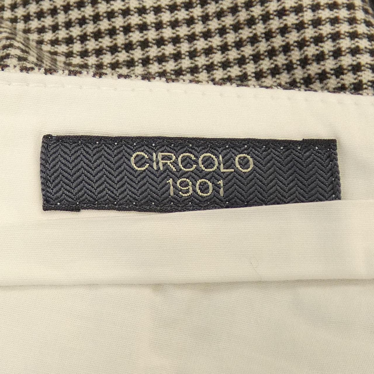 チルコロ 1901 CIRCOLO 1901 パンツ