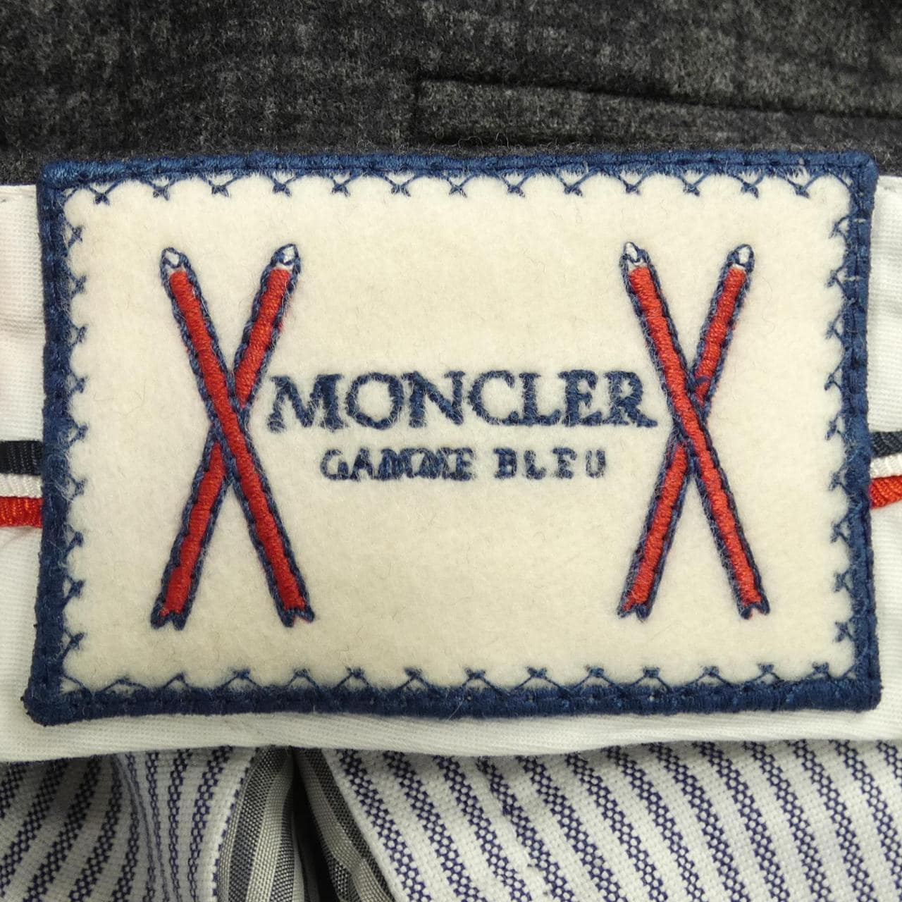 モンクレールガムブルー MONCLER GAMMEBLEU 23911002500 パンツ