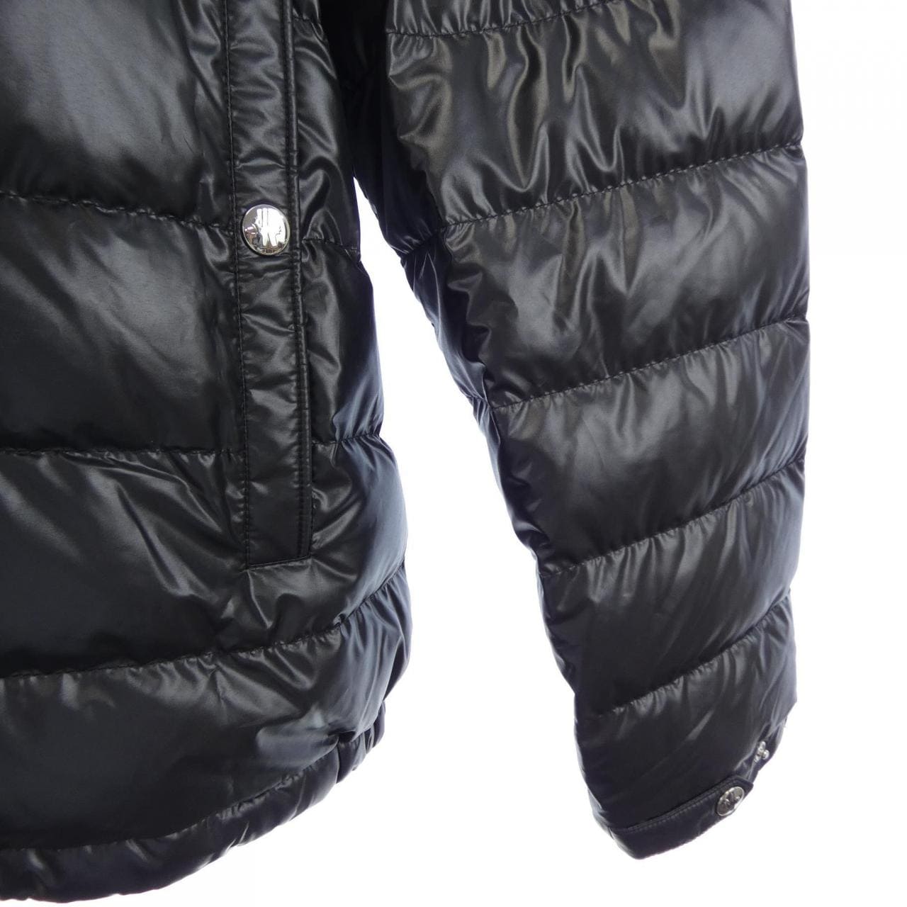 モンクレール MONCLER CORNOUR ダウンジャケット