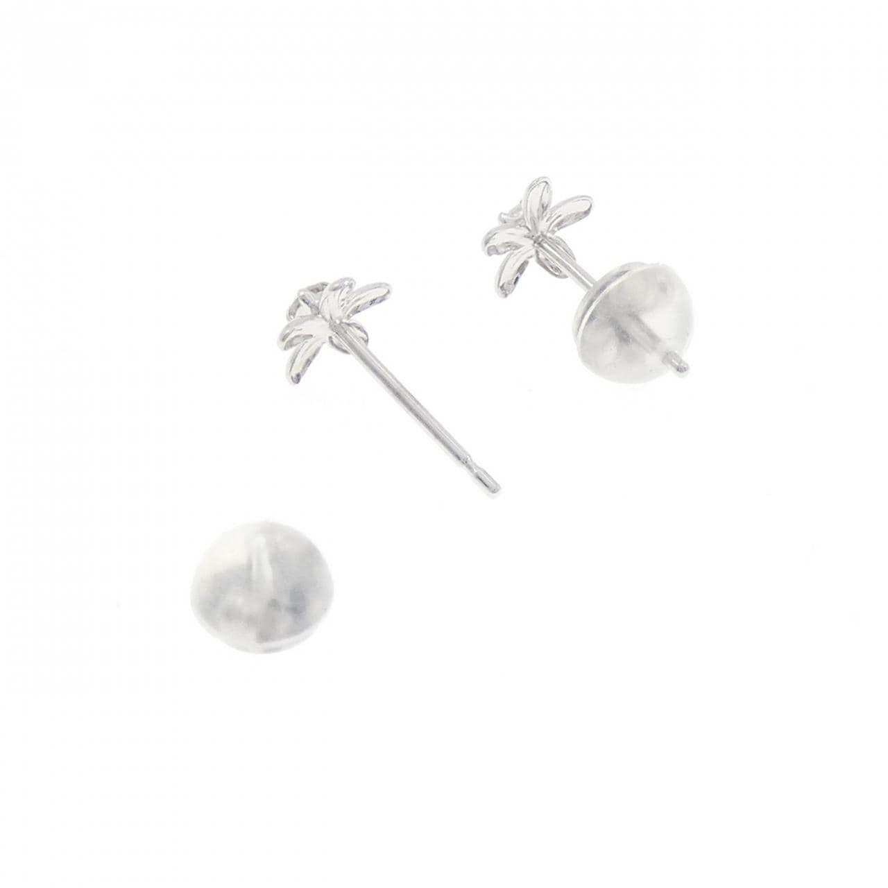 K14WG フラワー ダイヤモンド ピアス 0.04CT