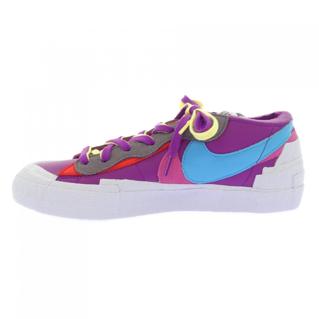 ナイキサカイ NIKE×SACAI DM7901-500 KAWS スニーカー