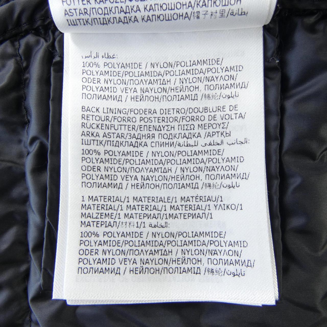 モンクレール MONCLER ダウンジャケット