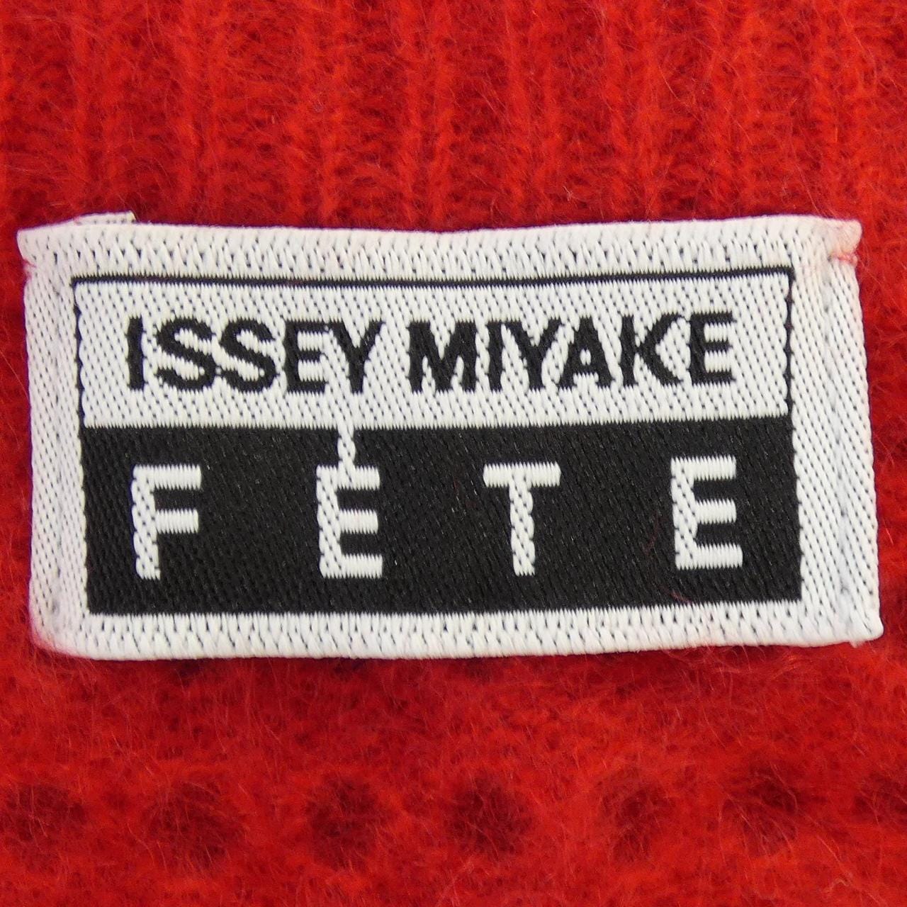 三宅一生ISSEY MIYAKE IF44KN503针织