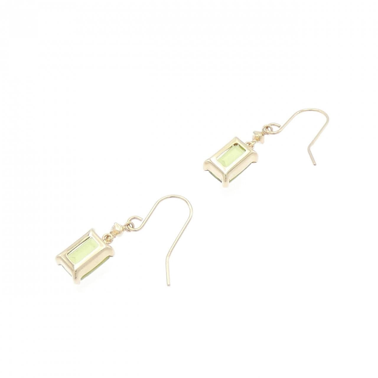 K10YG Peridot earrings