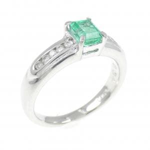 PT900 エメラルド リング 0.34CT
