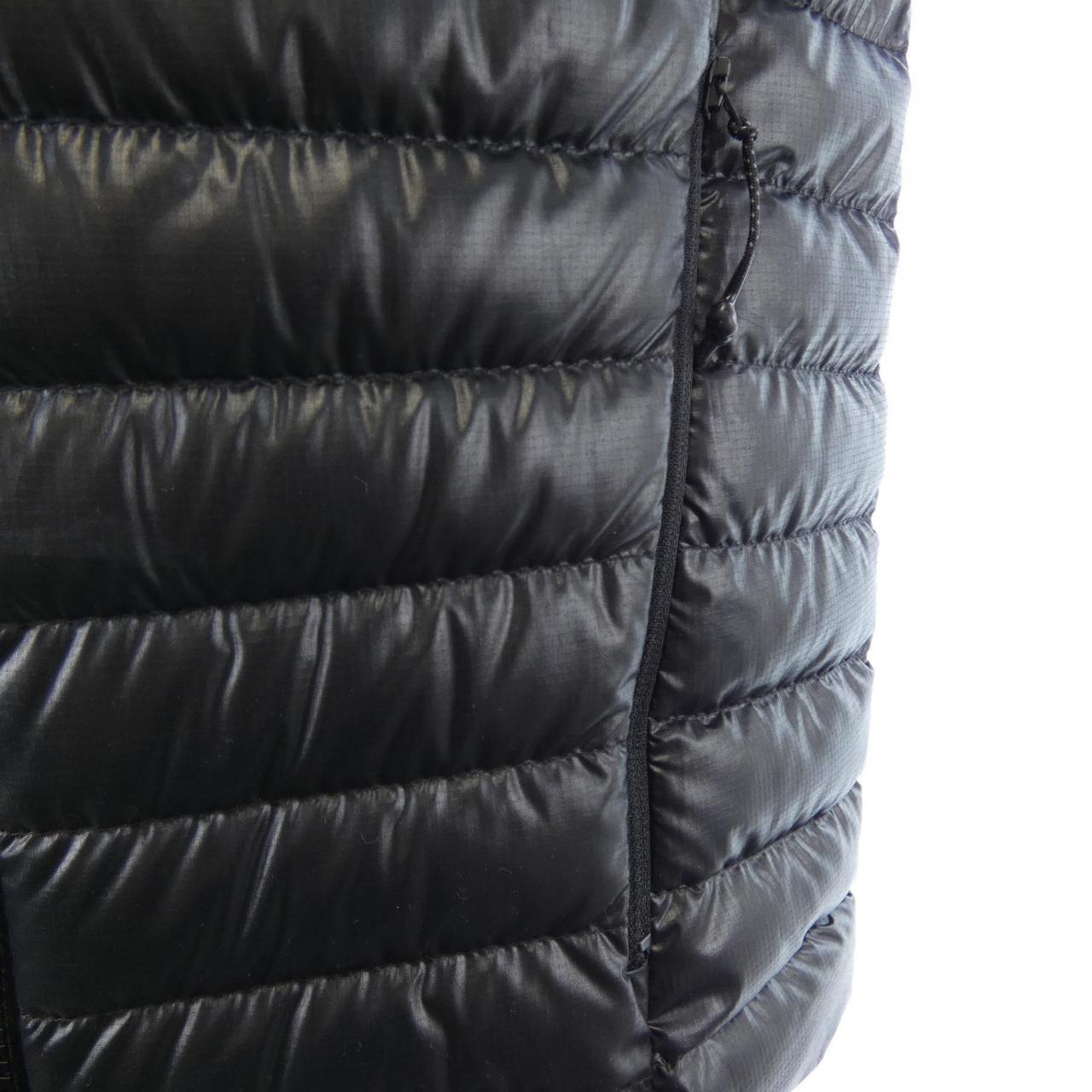 モンクレール MONCLER VALRAS ダウンベスト