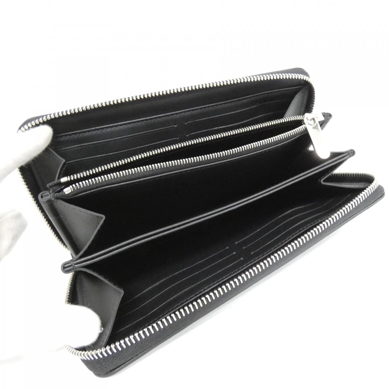 ルイヴィトン マヒナ ジッピー ウォレット M61867 財布