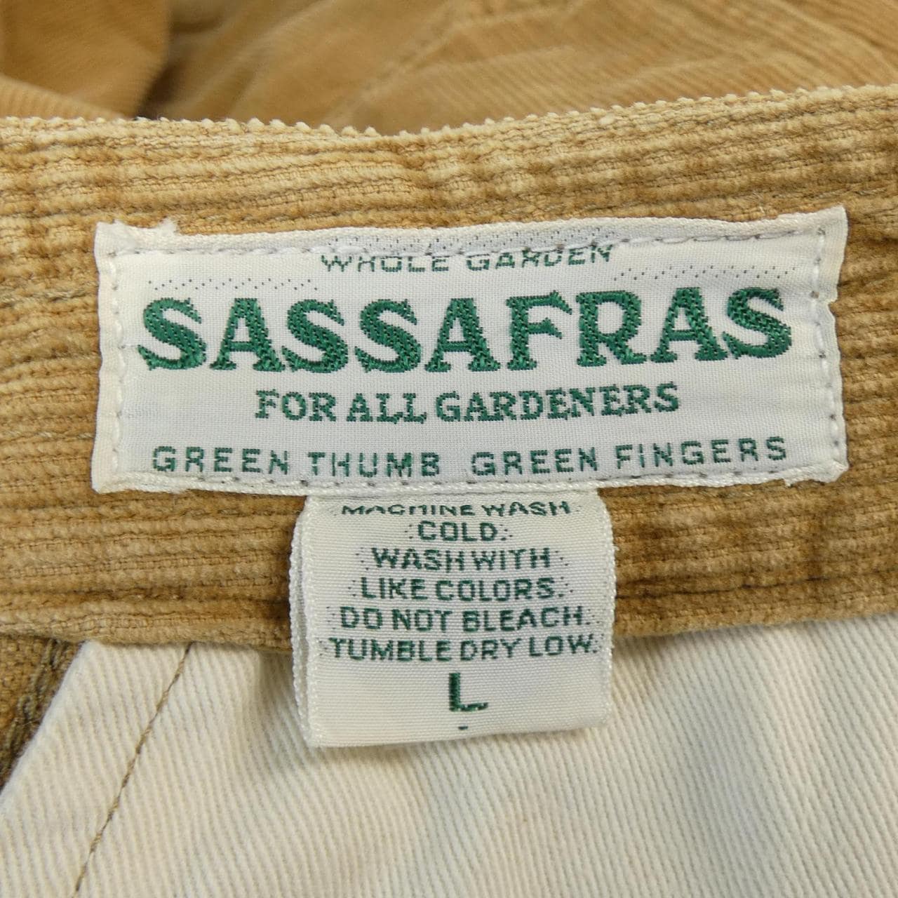 SASSAFRAS shorts