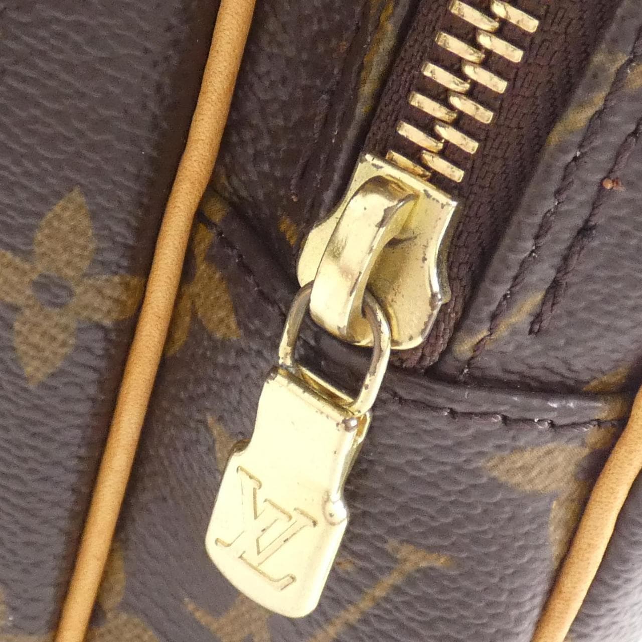 LOUIS VUITTON Monogram Amazon M45236 單肩包