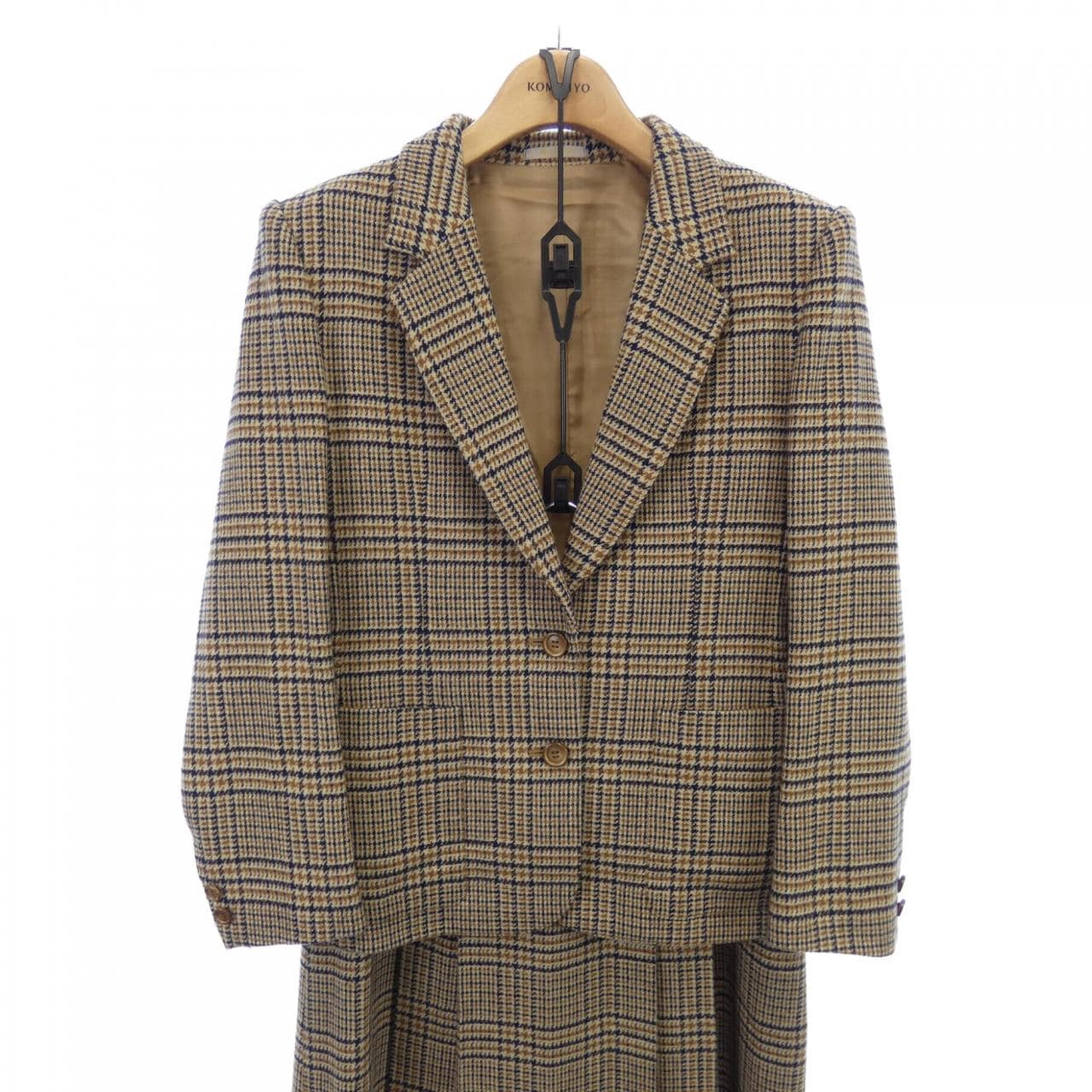 Aquascutum Suit