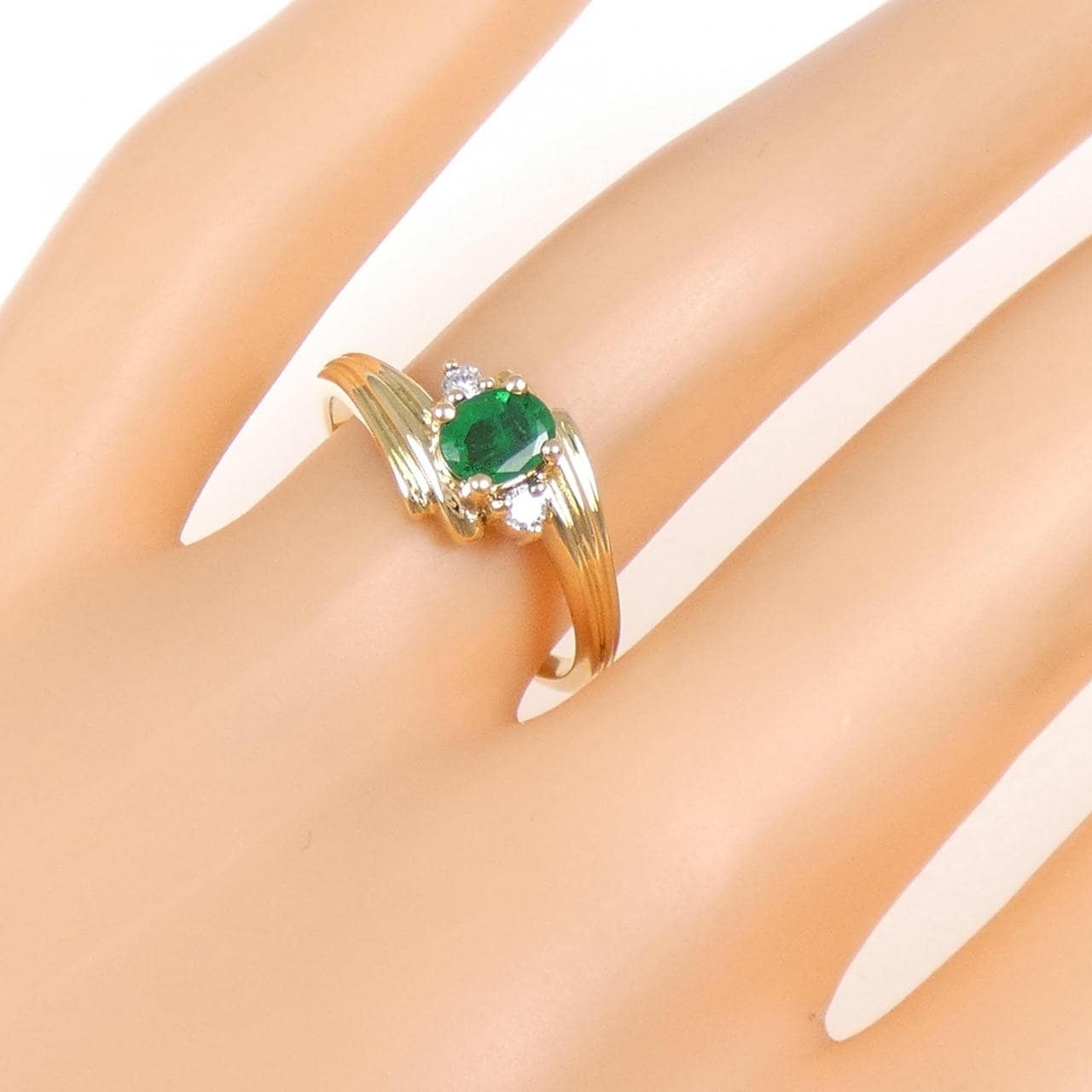 18KYG エメラルド リング