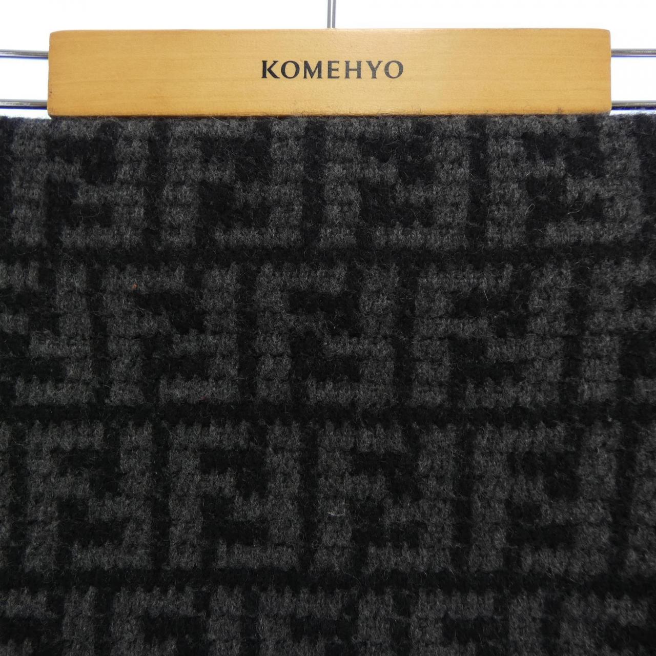 フェンディ FENDI FZQ686 ALOJ スカート