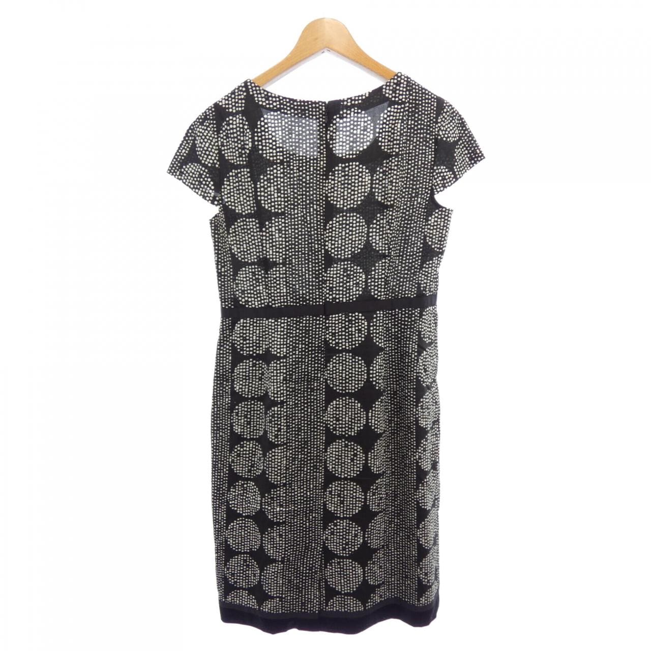 アクアスキュータム Aquascutum ワンピース