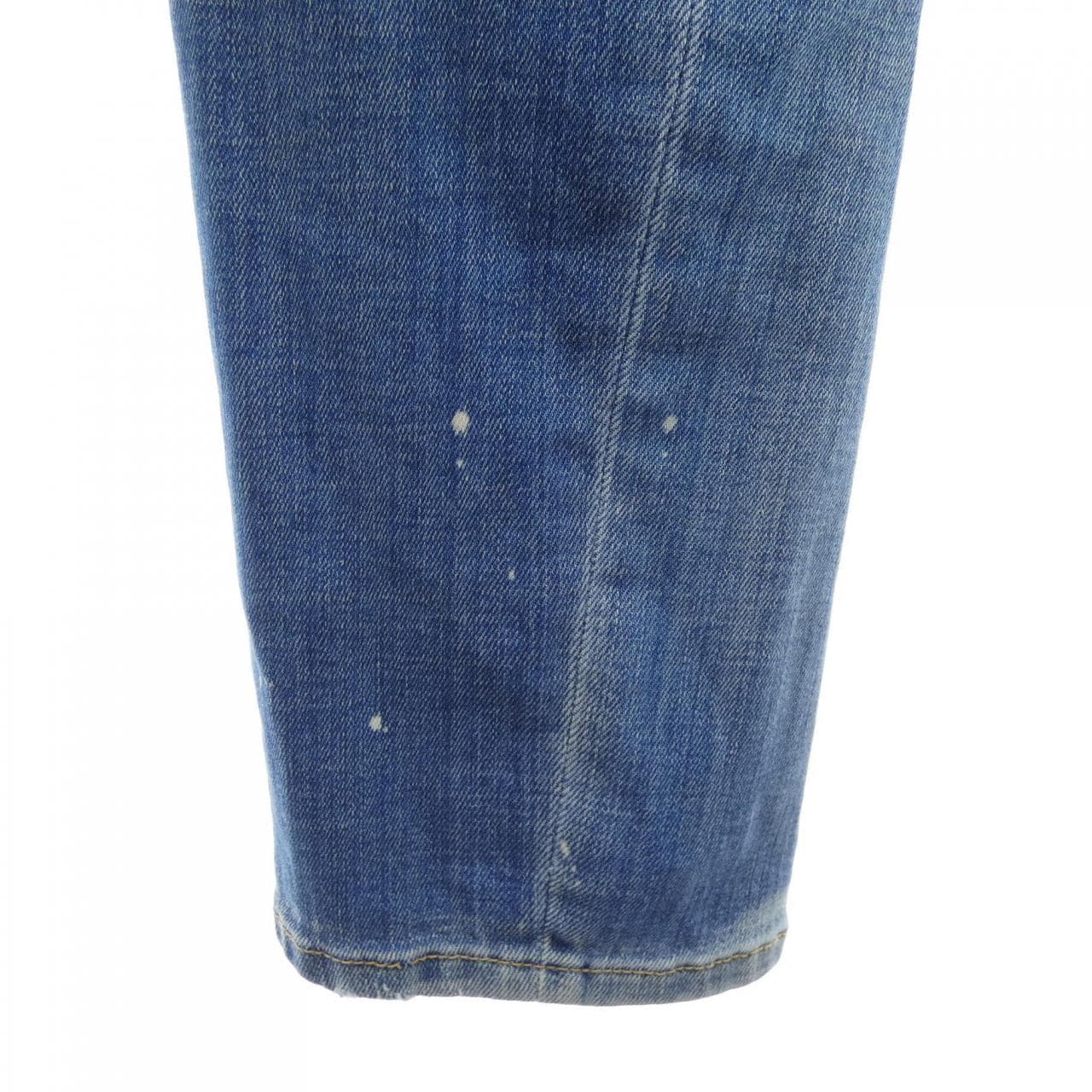ディースクエアード DSQUARED2 S74LB1366 ジーンズ