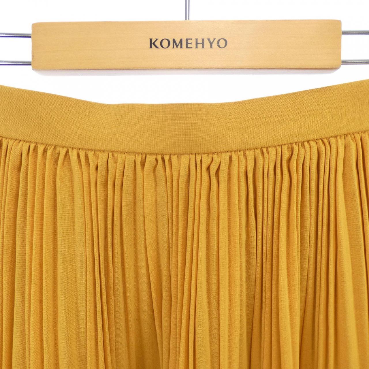 サクラ SACRA スカート