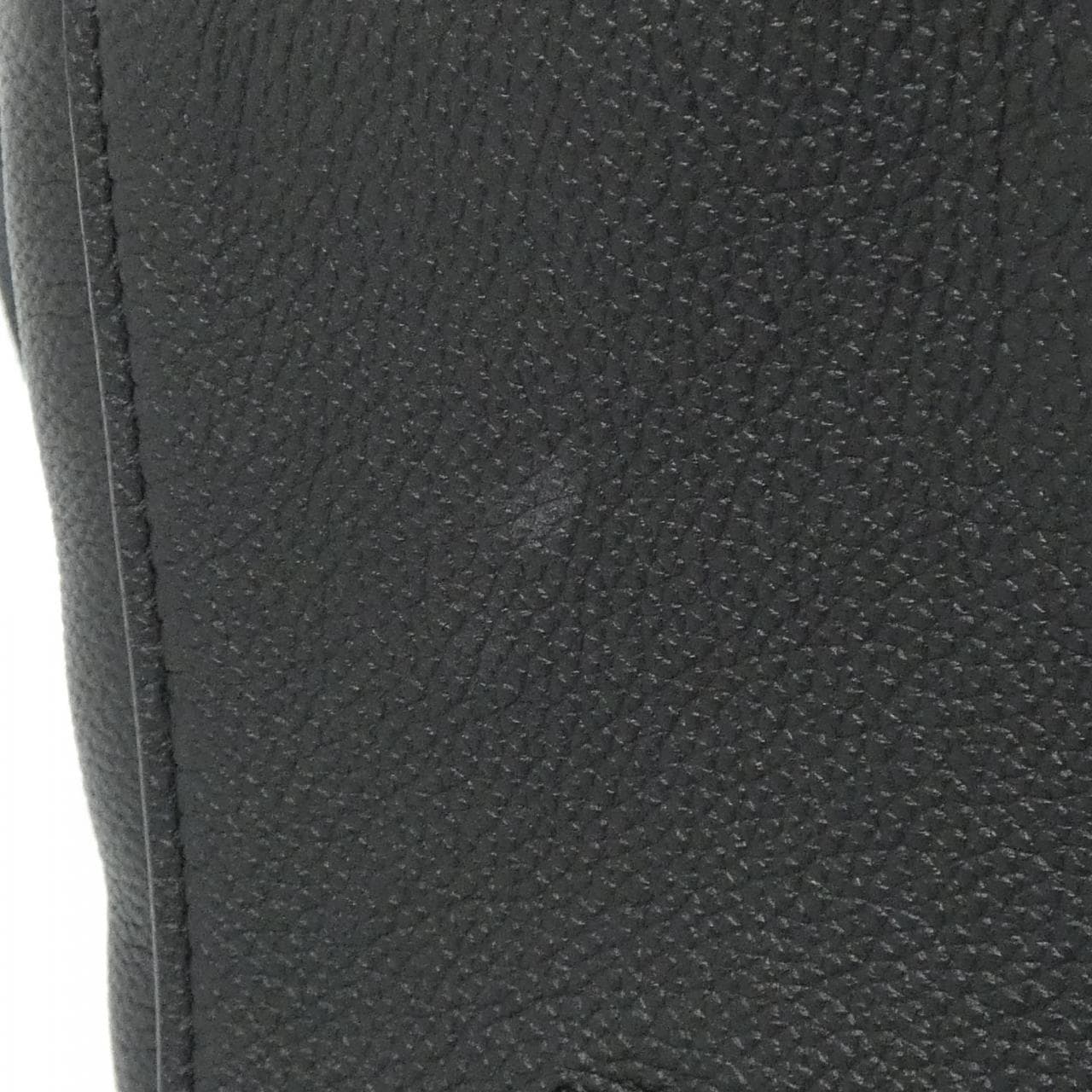 ロエベ ミリタリー メッセンジャー B553A72X22 ショルダーバッグ