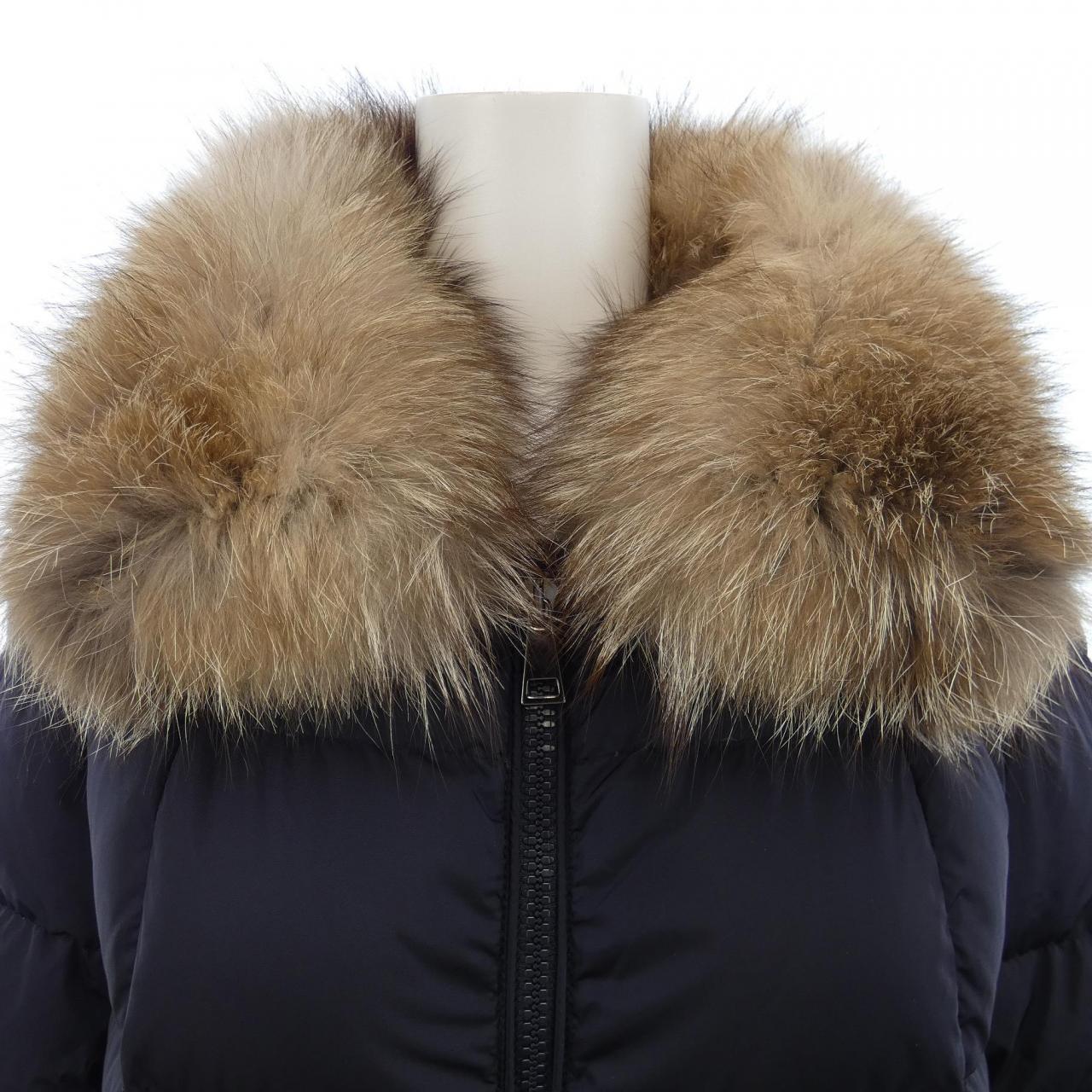 モンクレール MONCLER ダウンコート