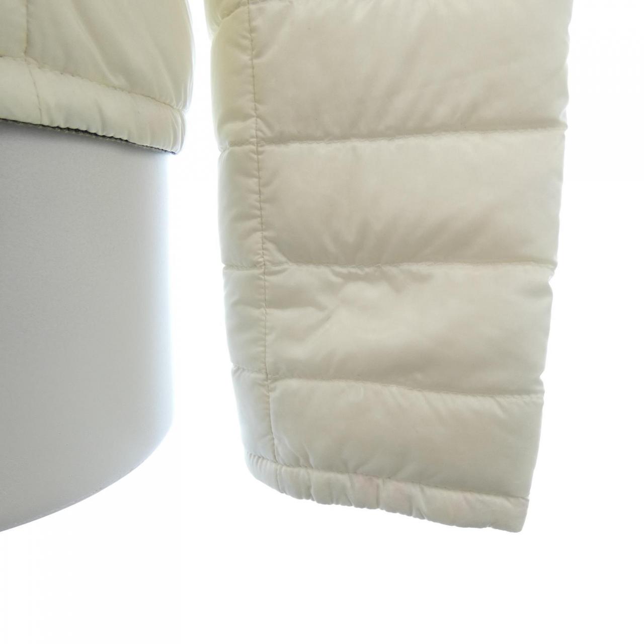 モンクレール MONCLER ダウンジャケット