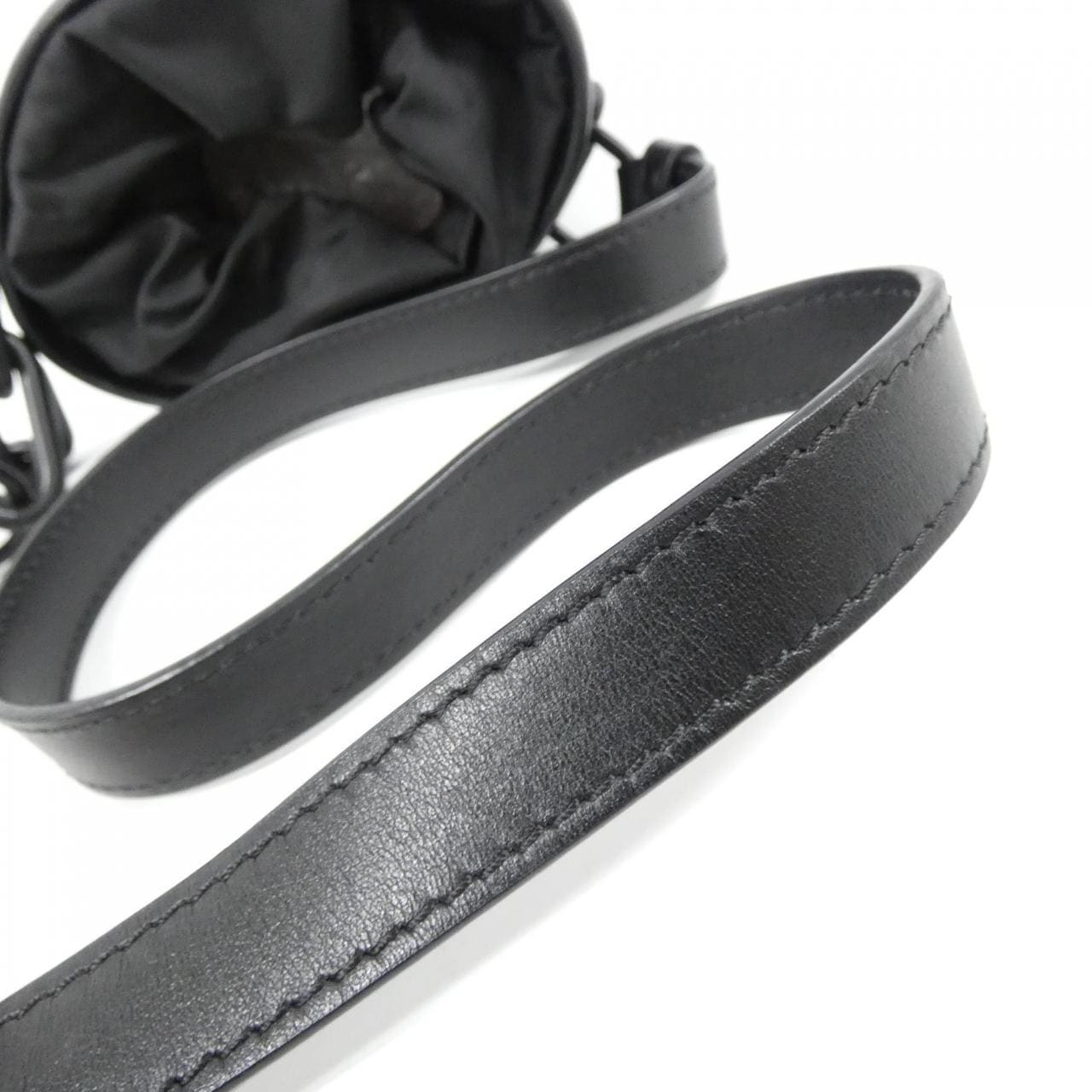 ルイヴィトン モノグラム シャドウ チョーク ナノバッグ M44628 ショルダーバッグ