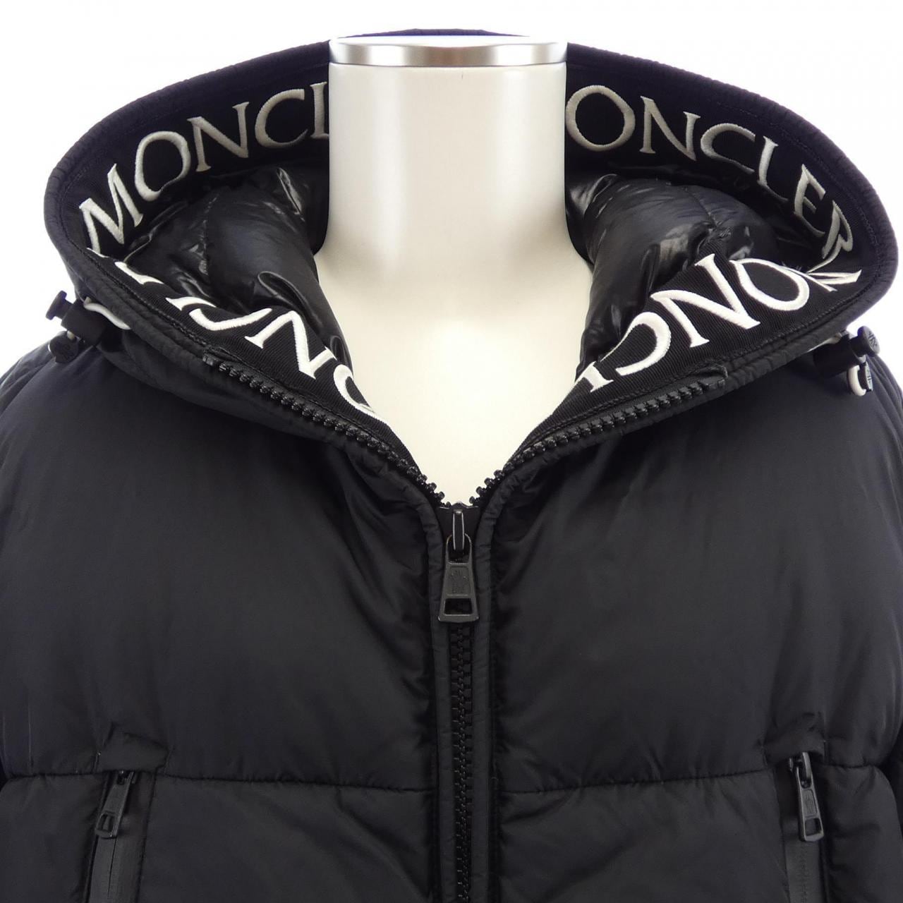 モンクレール MONCLER MONTCLA ダウンジャケット