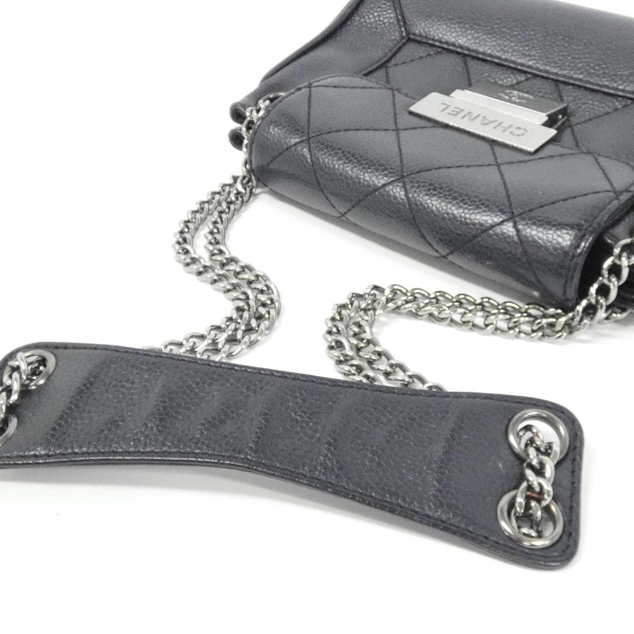 シャネル ショルダーバッグ