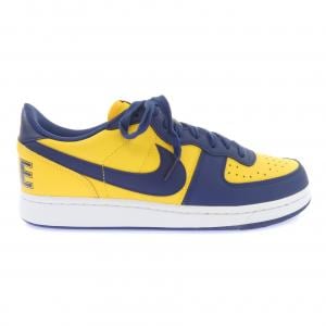 ナイキ NIKE FJ4206-700 スニーカー