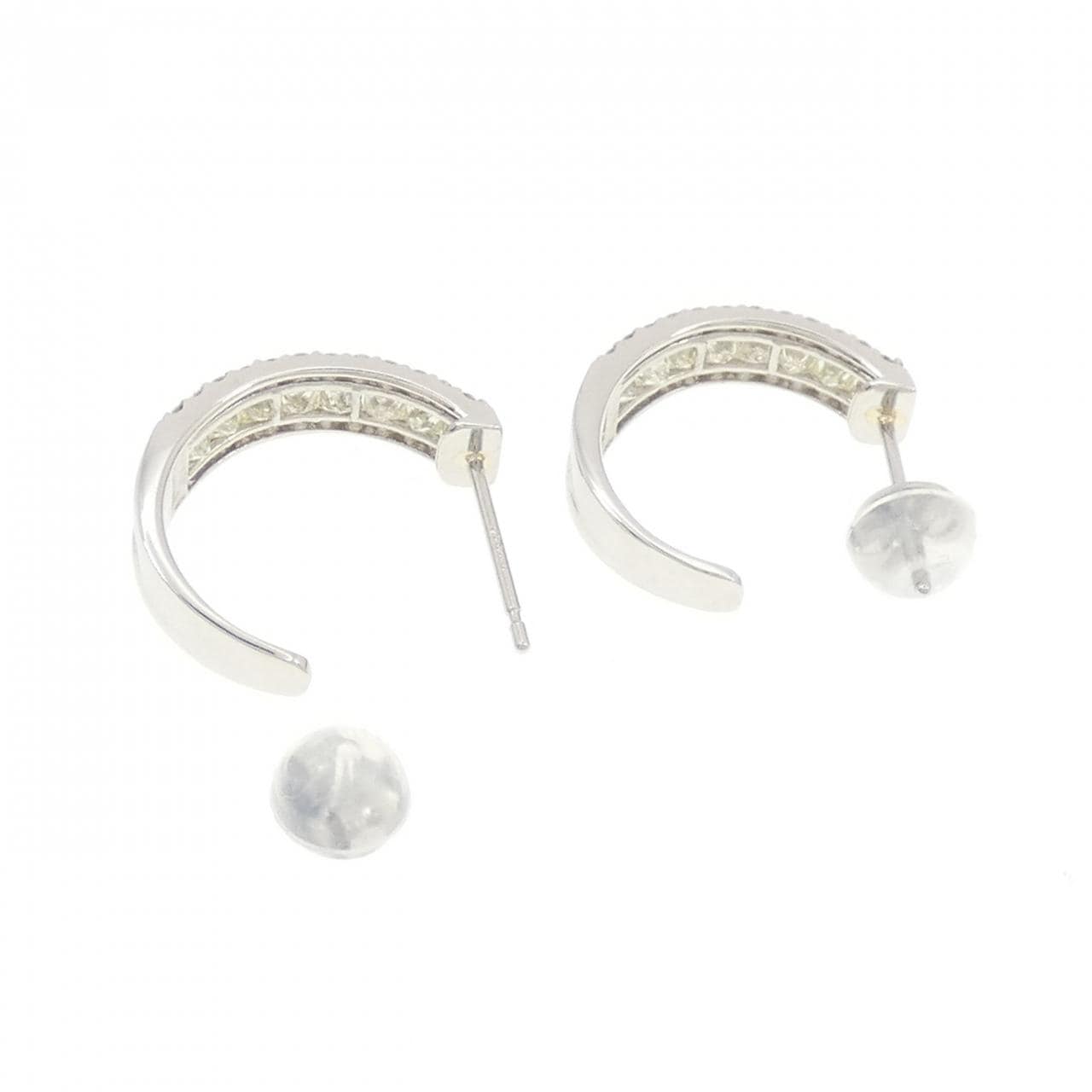 [BRAND NEW] PT900 Diamond earrings 0.90CT