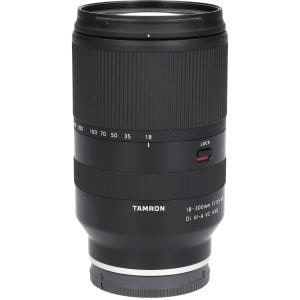 Ｅ１８－３００ｍｍ　Ｆ３．５－６．３ＶＣ　ＶＸＤ