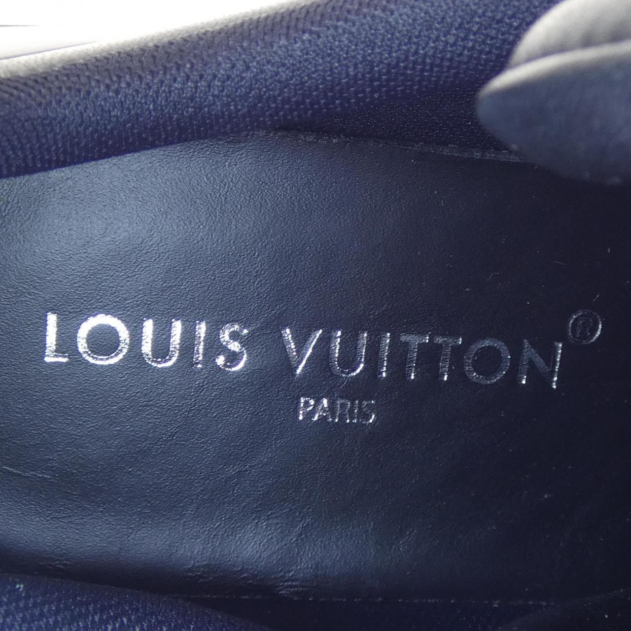 ルイヴィトン LOUIS VUITTON LVアークライト2.0ライン スニーカー