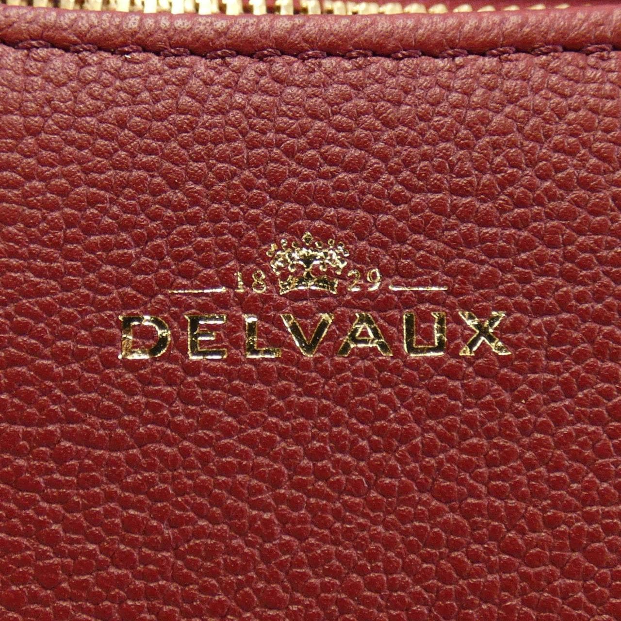 德尔沃DELVAUX