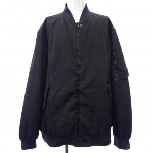 モンクレール MONCLER ダウンジャケット