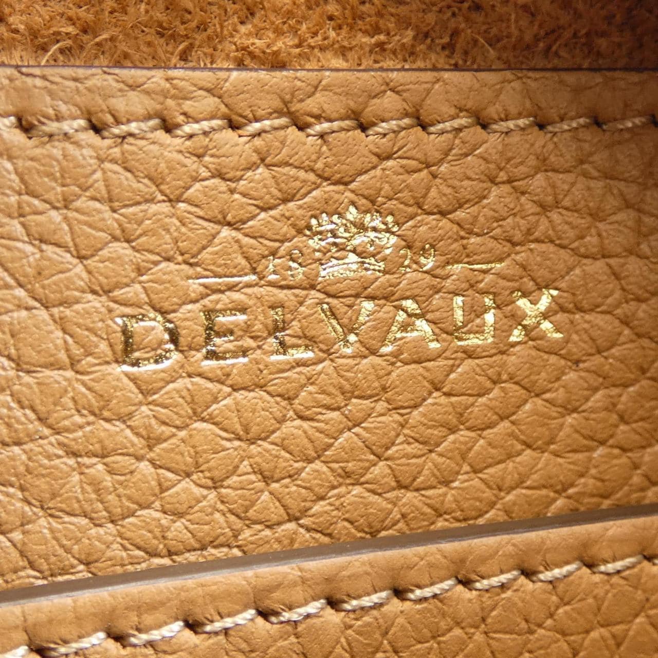 德尔沃DELVAUX