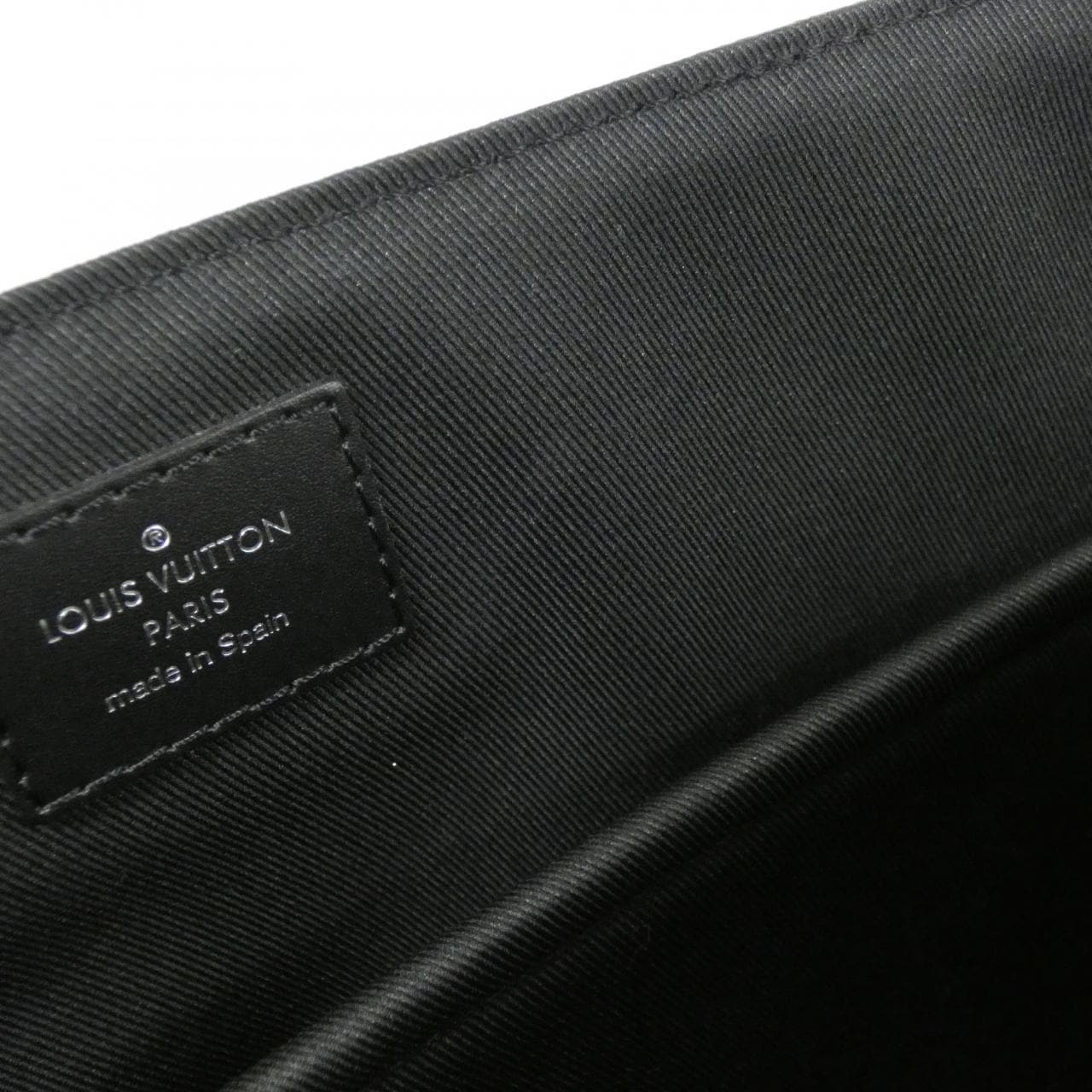 ルイヴィトン ダミエ グラフィット ディストリクト N41030 ショルダーバッグ