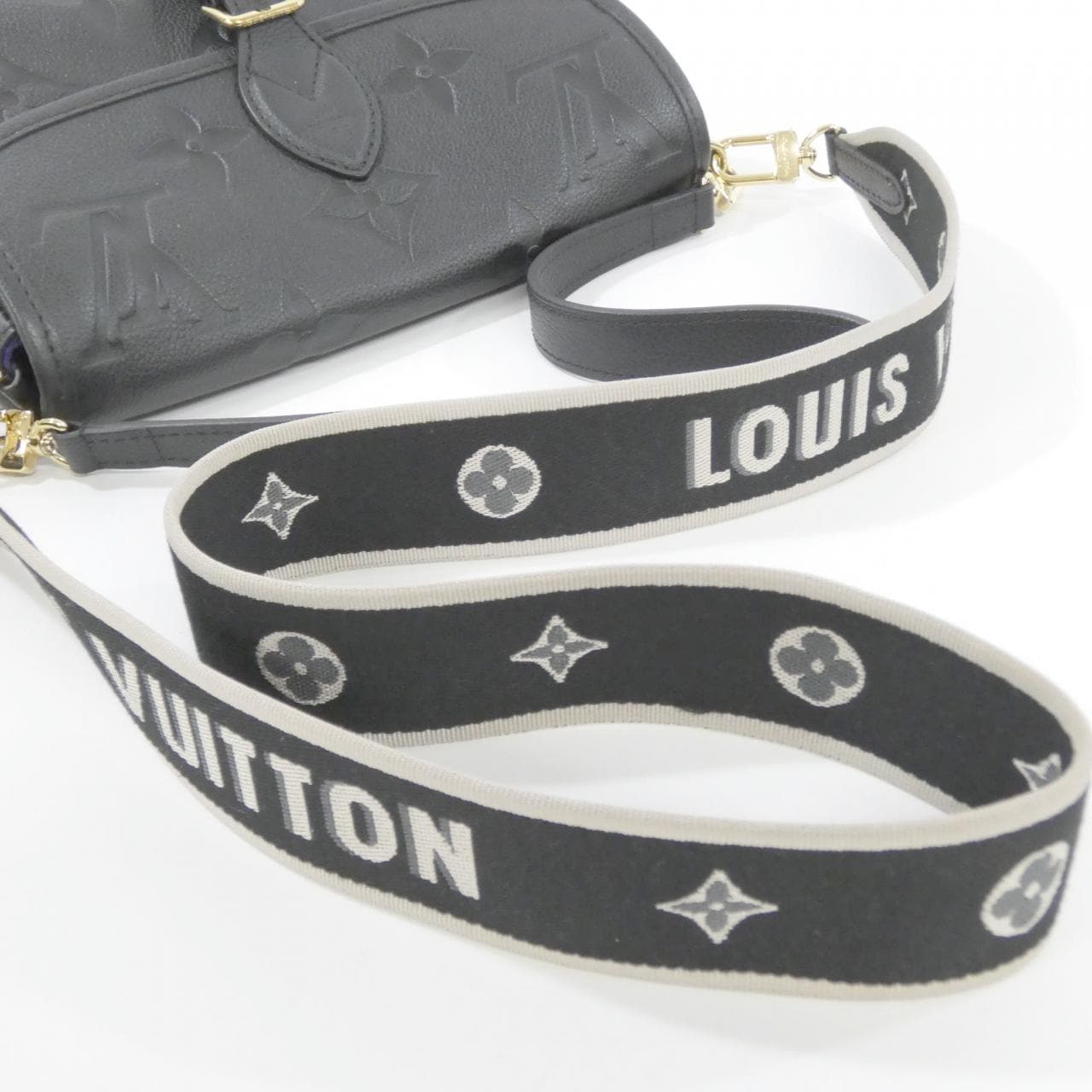LOUIS VUITTON Monogram Empreinte Diane M46386 Shoulder Bag