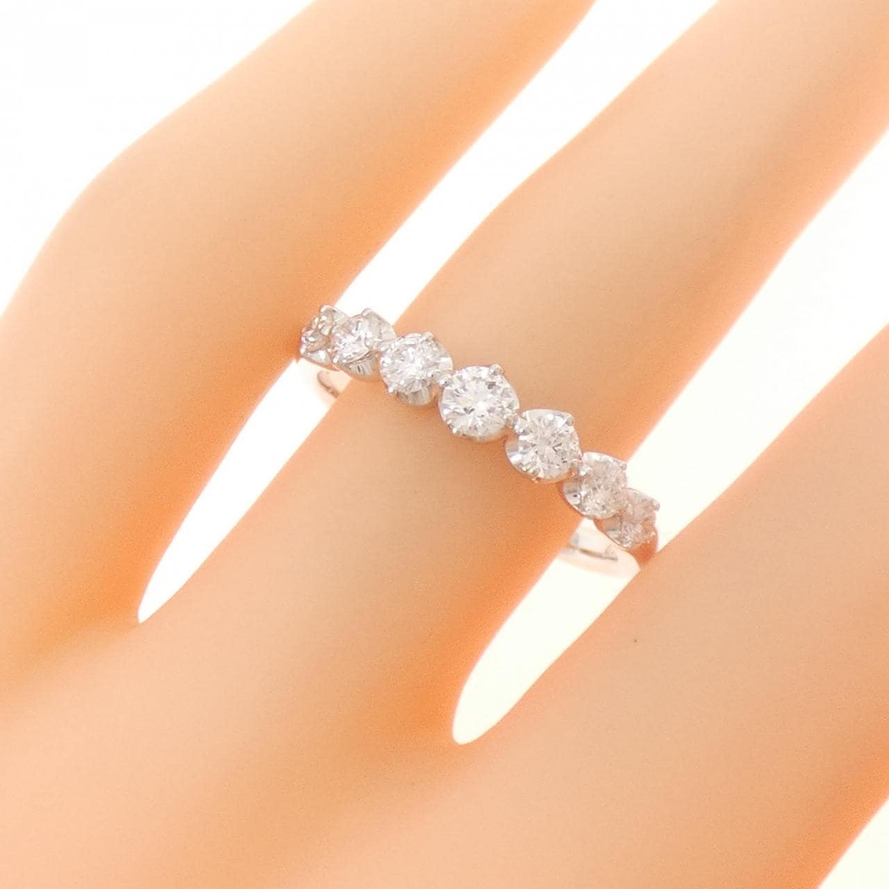 K18WG ダイヤモンド リング 0.55CT