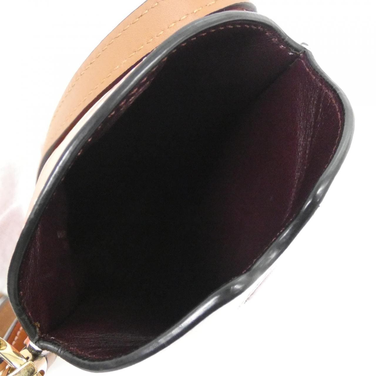 ロエベ ゲート ポケット 109 30BZ42 ショルダーバッグ