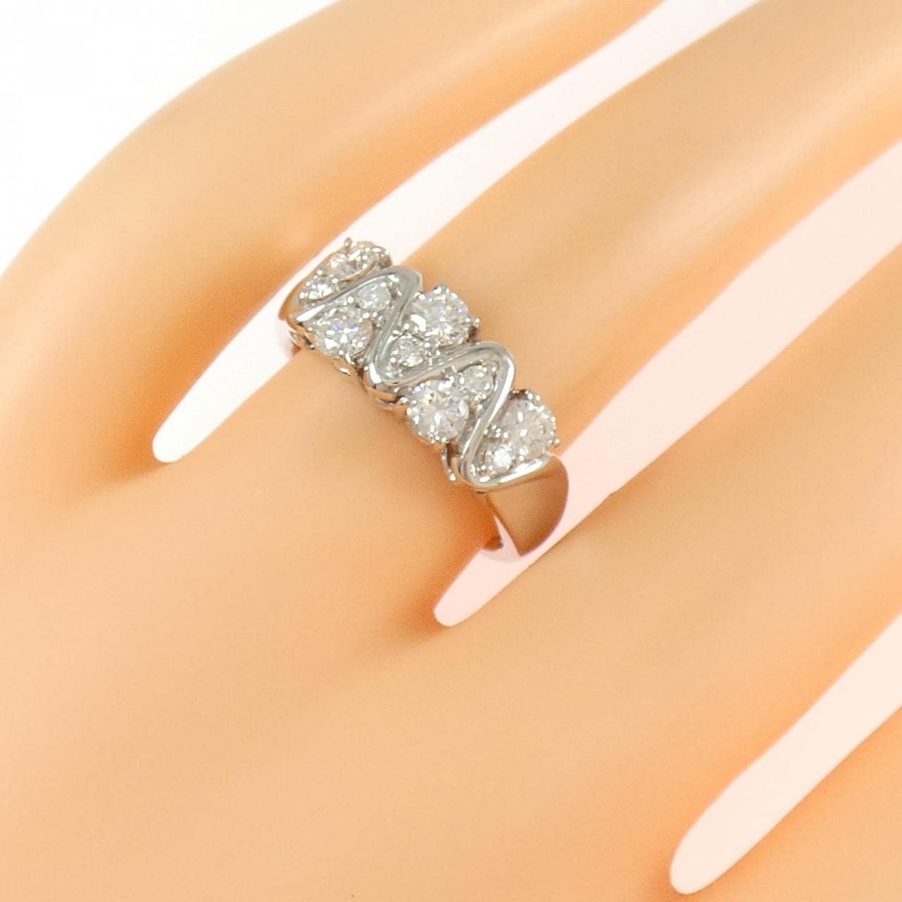 PT900 ダイヤモンド リング 0.71CT