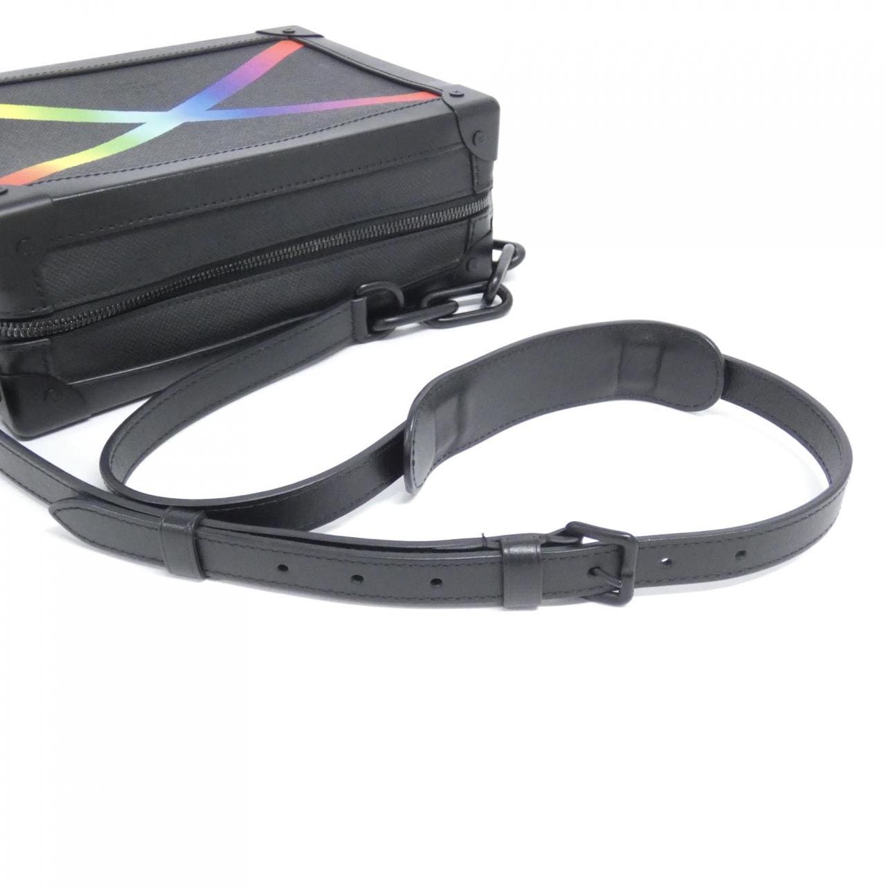 ルイヴィトン タイガ レインボーカラー ソフトトランク M30341 ショルダーバッグ