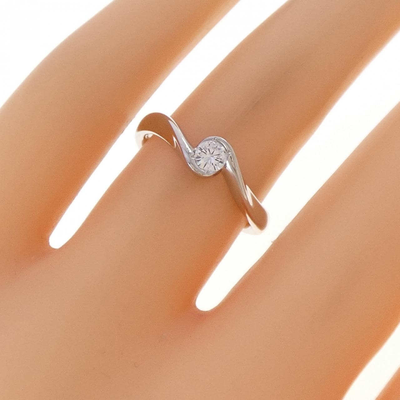 4゜C ダイヤモンド リング 0.150CT