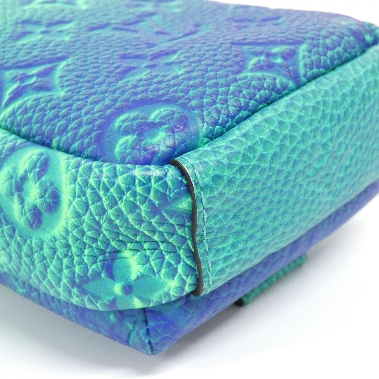 ルイヴィトン トリヨン イリュージョン ダブル フォン ポーチ M81223 ショルダーバッグ