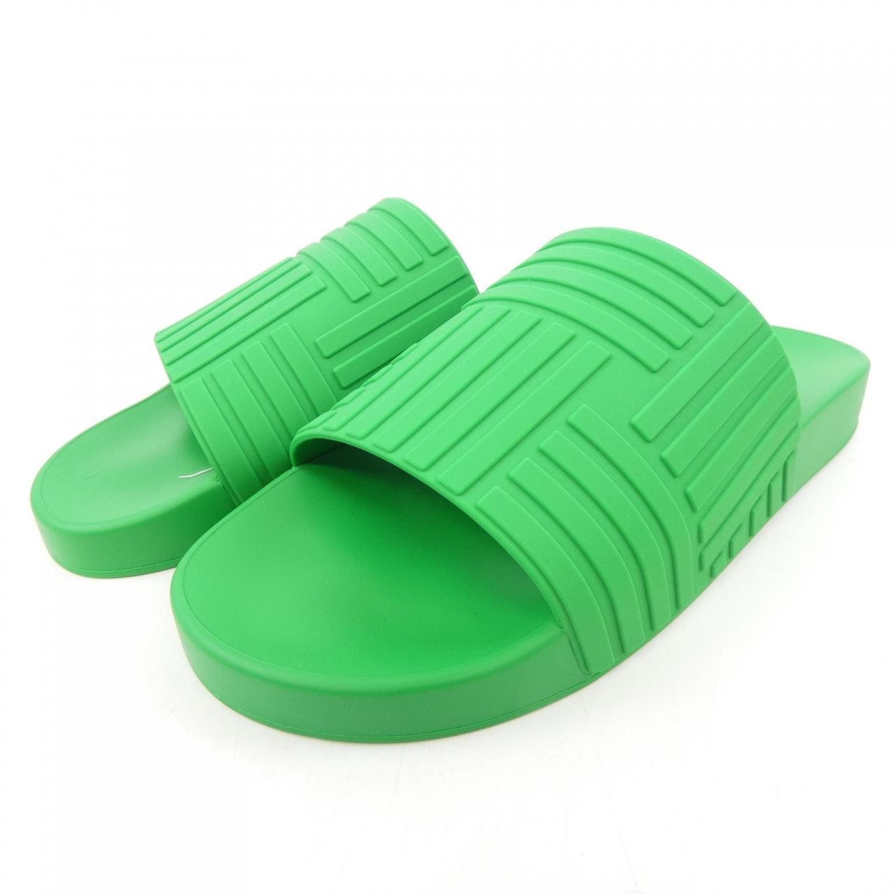 ボッテガヴェネタ BOTTEGA VENETA 690105　V1060　9031 サンダル