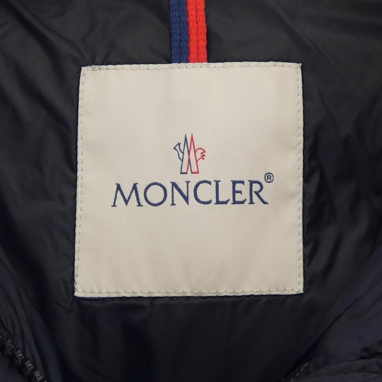 MONCLER蒙克勒羽绒服